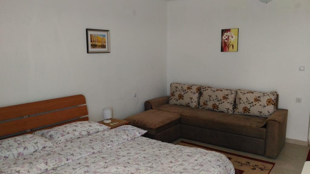 Apartment Boksi Ulcinj Exterior foto